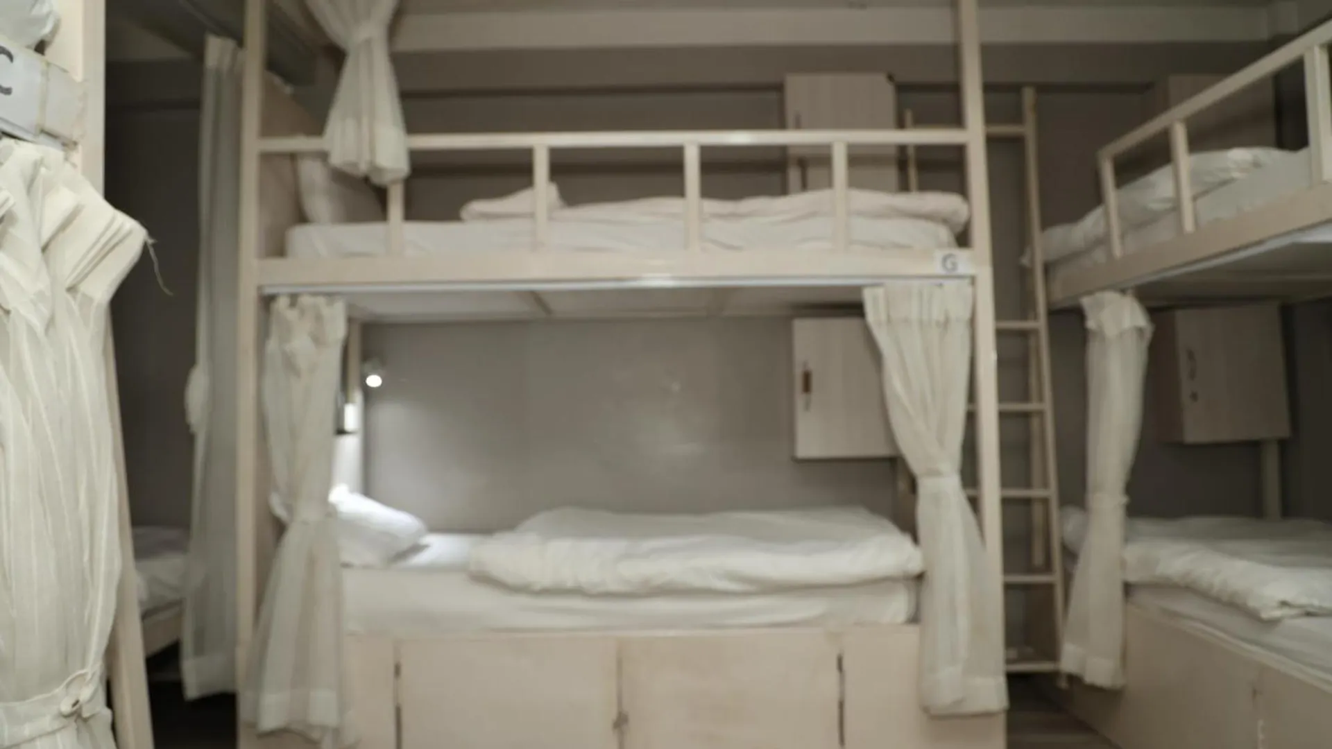 Bed And Pillow Hostel Kathmandu Nepal